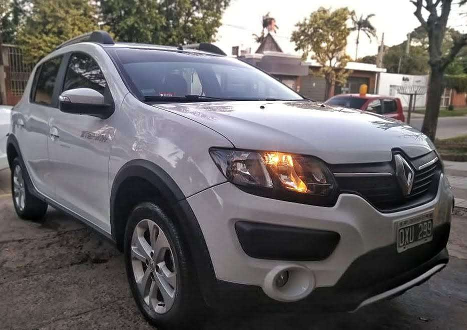 SANDERO STEPWAY  Financio!