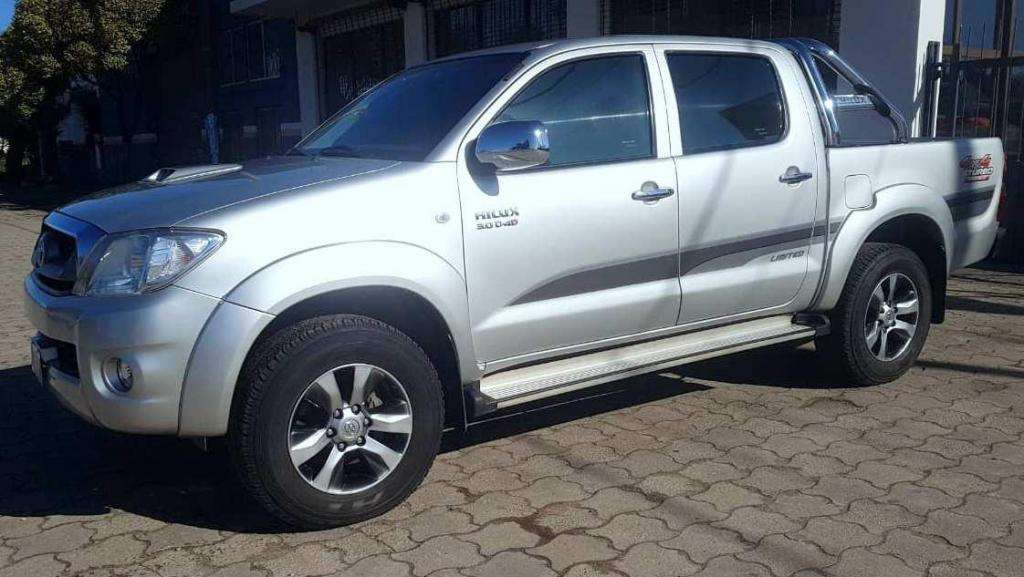 Toyota Hilux SRV , Excelente Estado