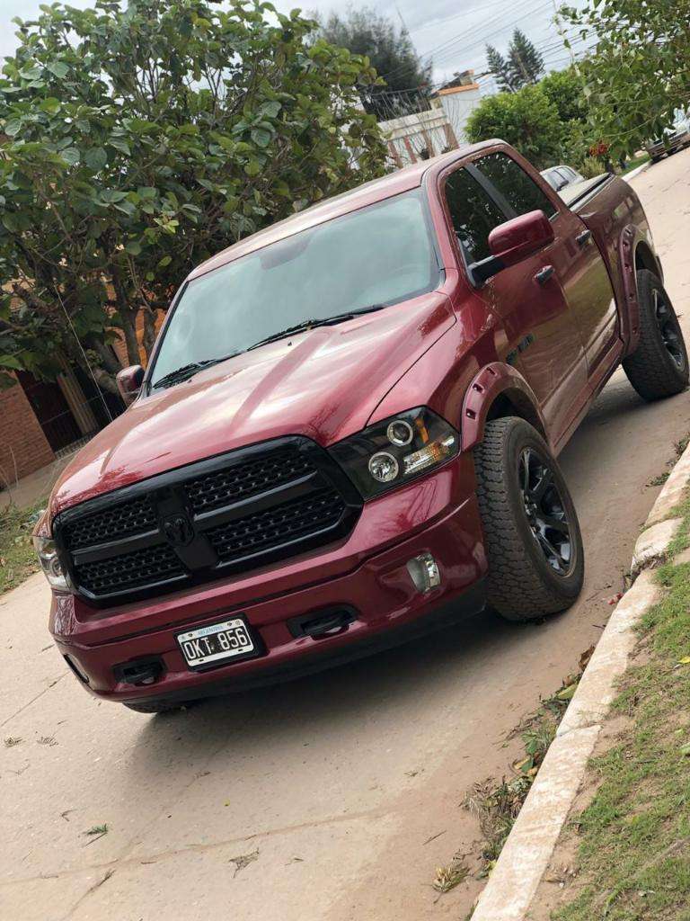 Ram  Laramie V