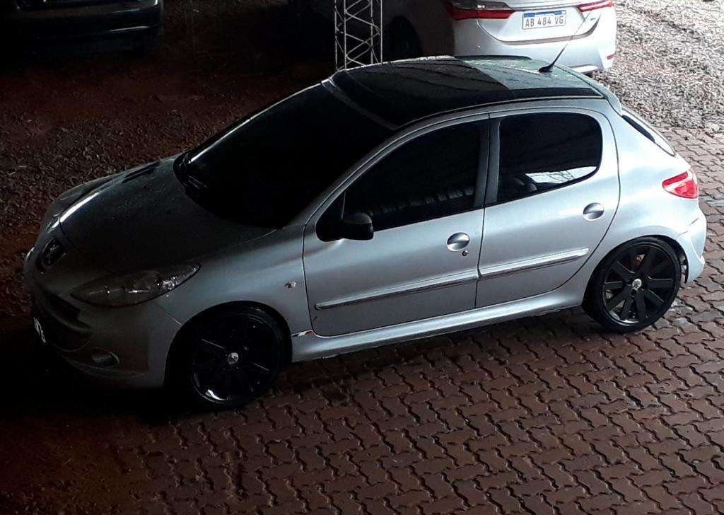 Vendo Peugeot 207 Xt 1.6 Premium