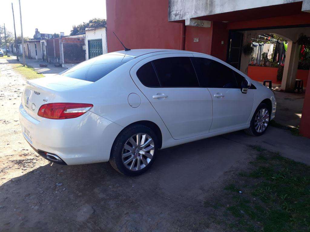 PEUGEOT 408 TURBO THP ALLURE KM IMPECABLE
