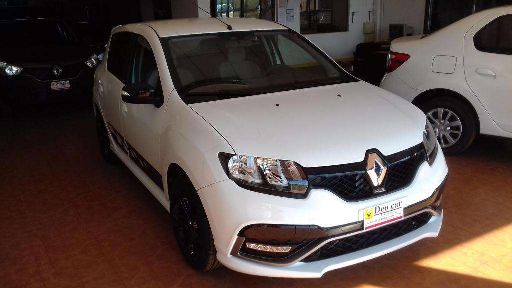 Sandero RS 2.0