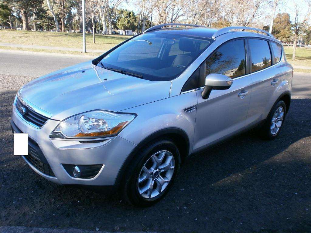 Kuga titanium x4