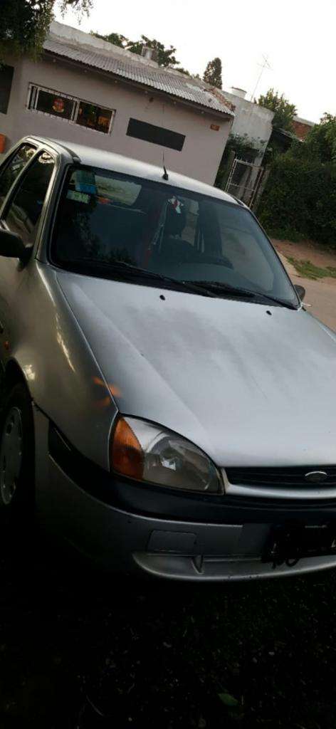 Vendo Ford Fiesta 