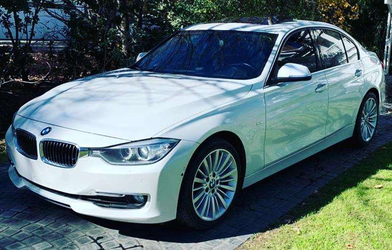 BMW 328I SEDAN LUXURY 245HP IMPECABLE FINANCIO 9,5% ANUAL