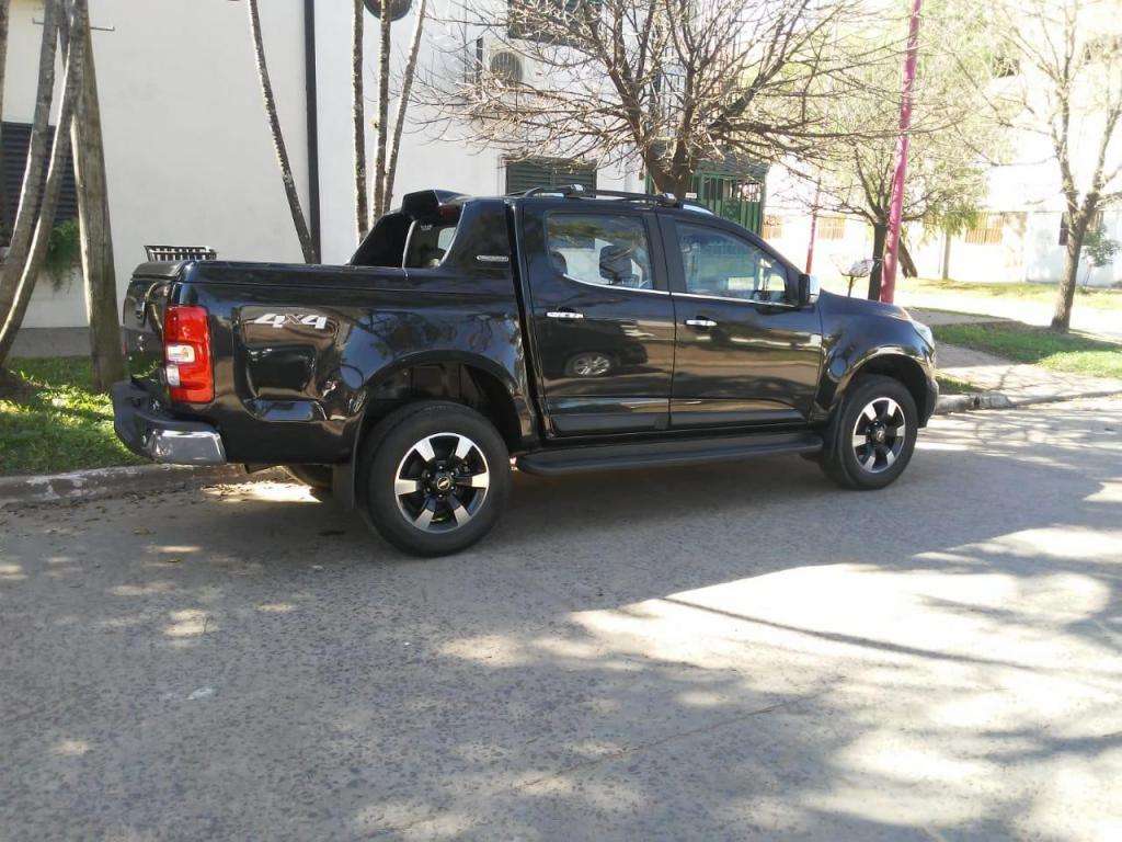 VENDO S-10 HIGH COUNTRY  IMPECABLE.