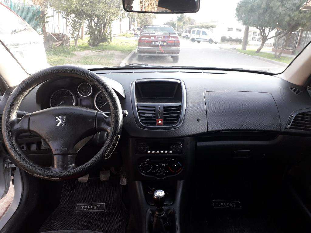 Vendo O Permuto Peugeot 207