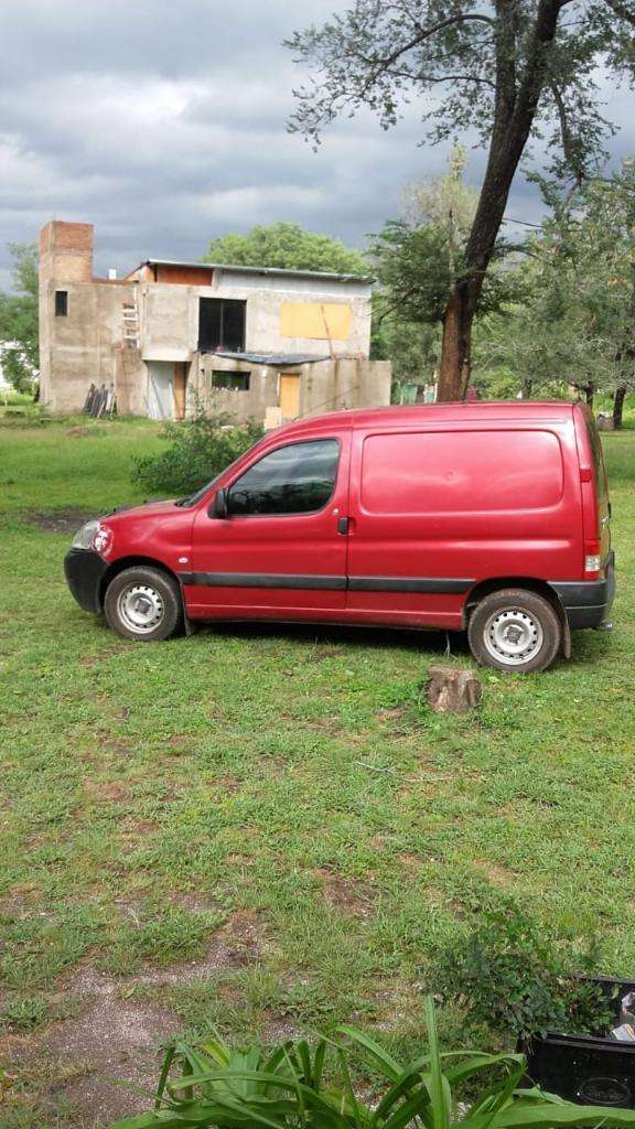 Vendo Peugeot Parnet reforzada