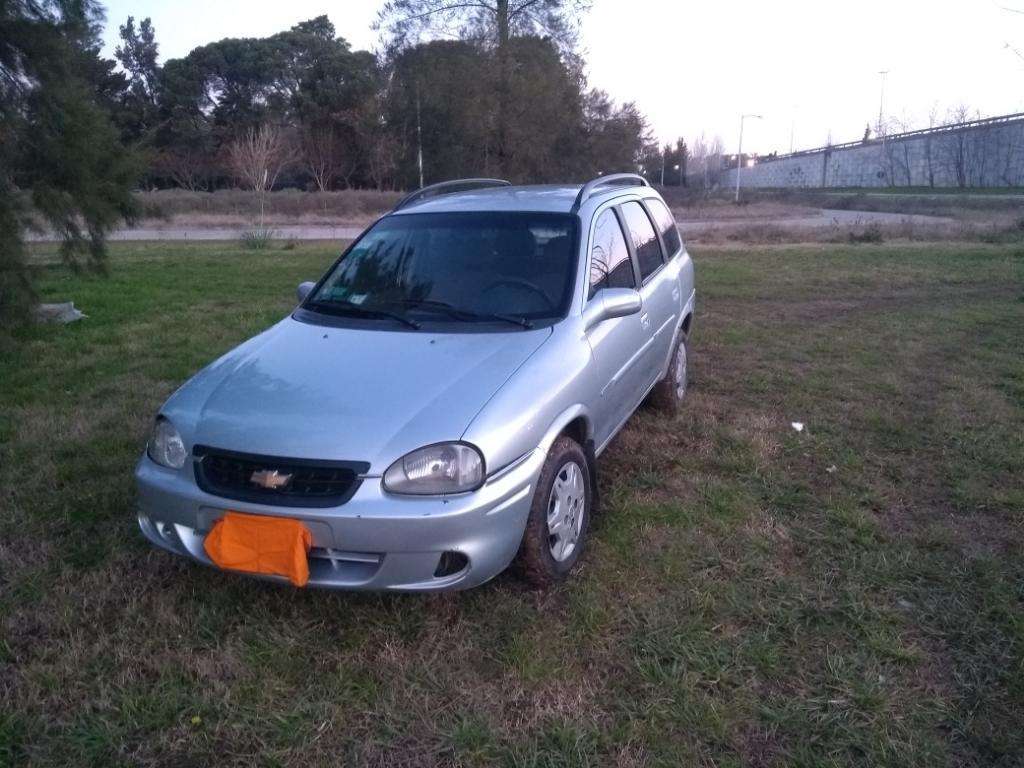 Corsa Familiar  Full