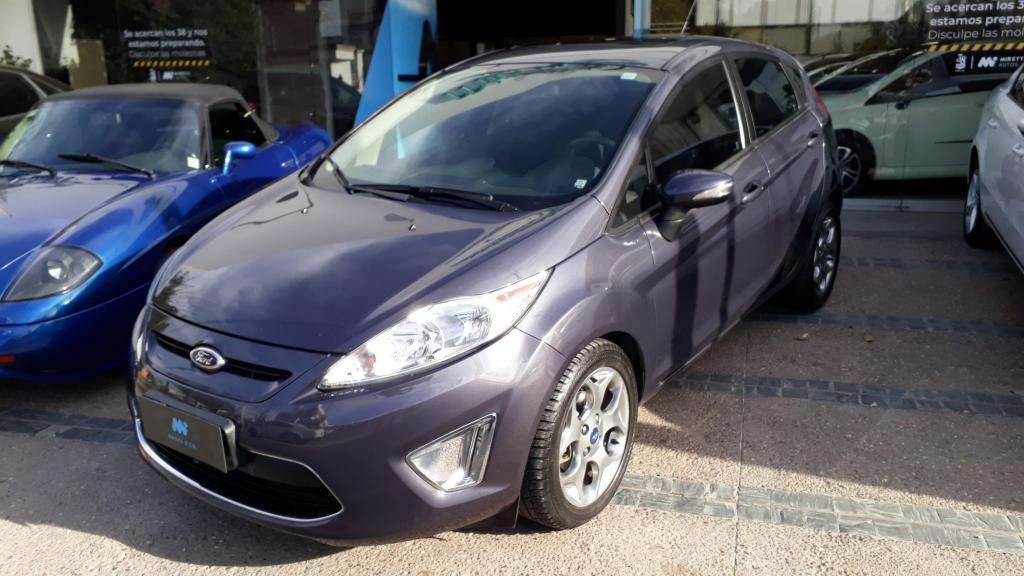 Fiesta Titanium 