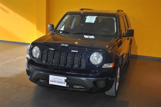 Jeep Patriot 2.4L Sport 4x4 AT