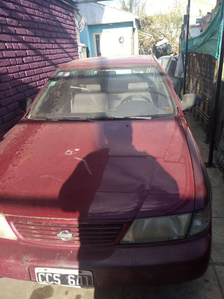 Vendo O Permuto Nissan Sentra