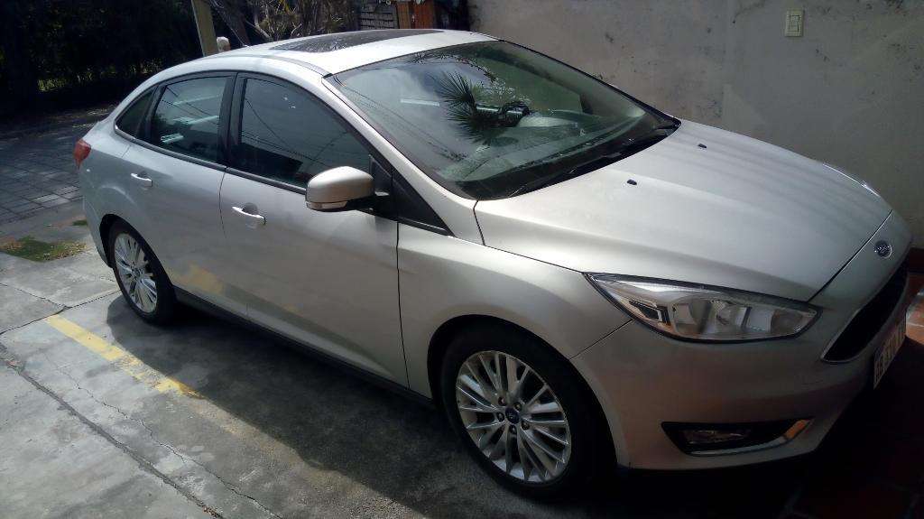 Vendo Ford Focus  Se Plus