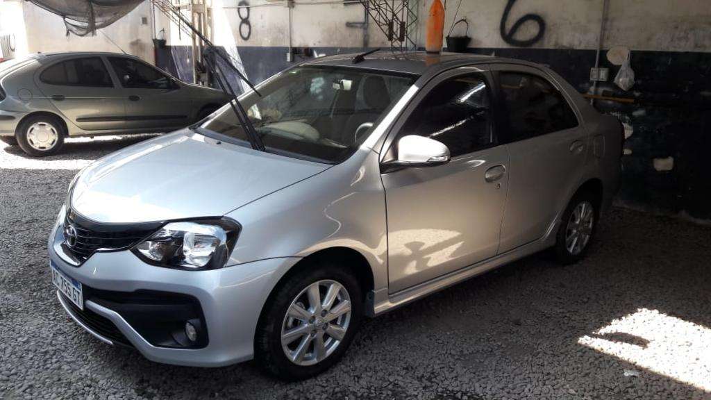 Etios  Solo km