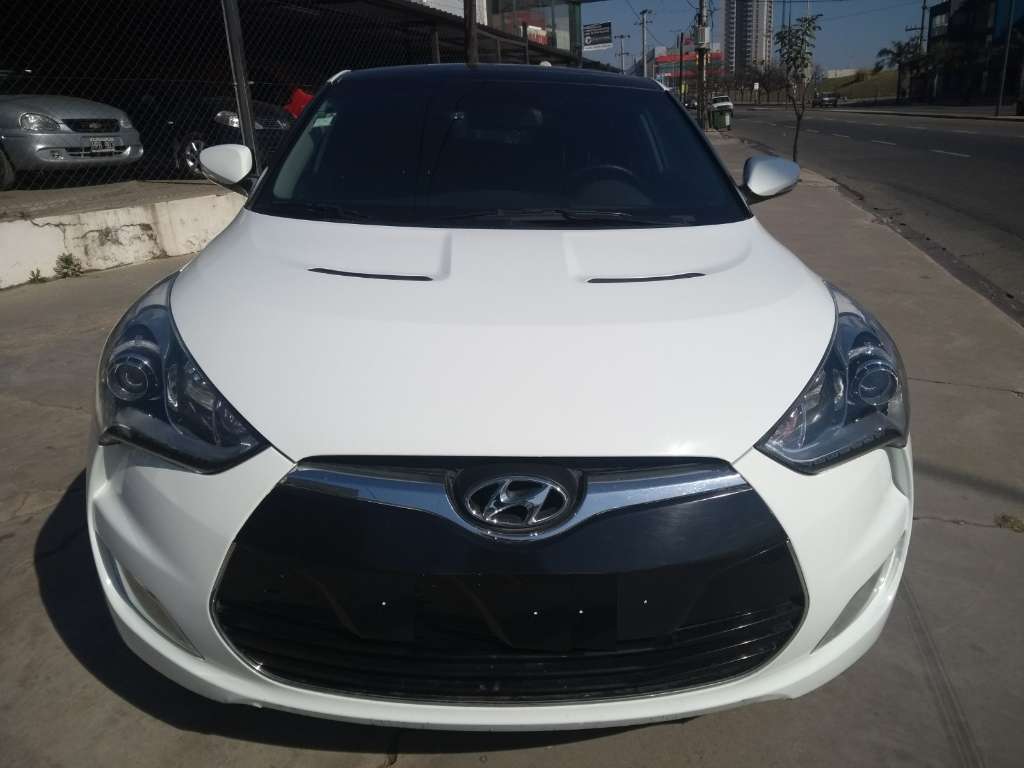 HYUNDAI VELOSTER 