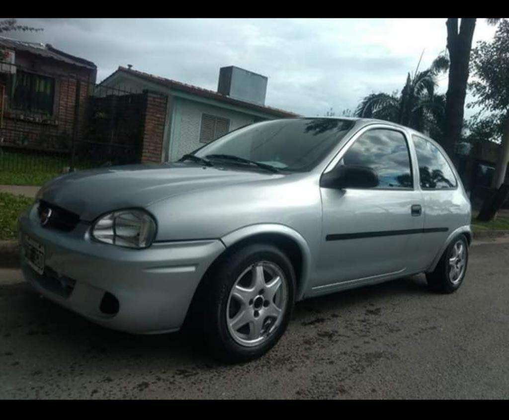 Vendo Chevrolet Corsa 3p Impecable!!