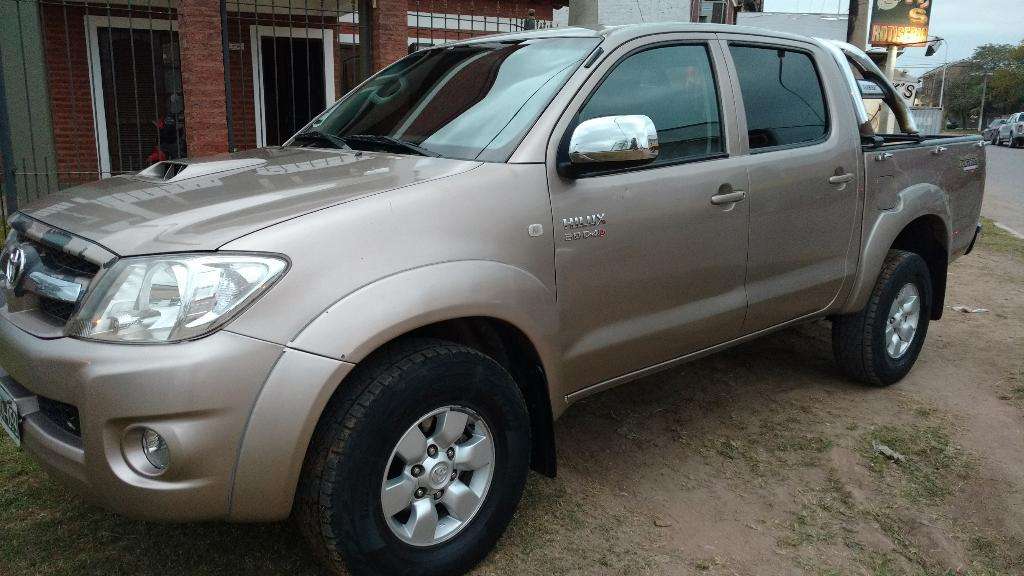 Impecable Toyota Hilux Srv 3.0