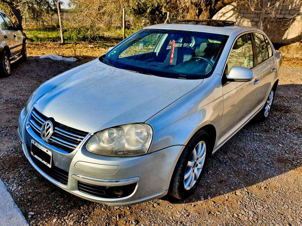 Volkswagen Vento 2.0 Tdi Elegance Mt (140cv)