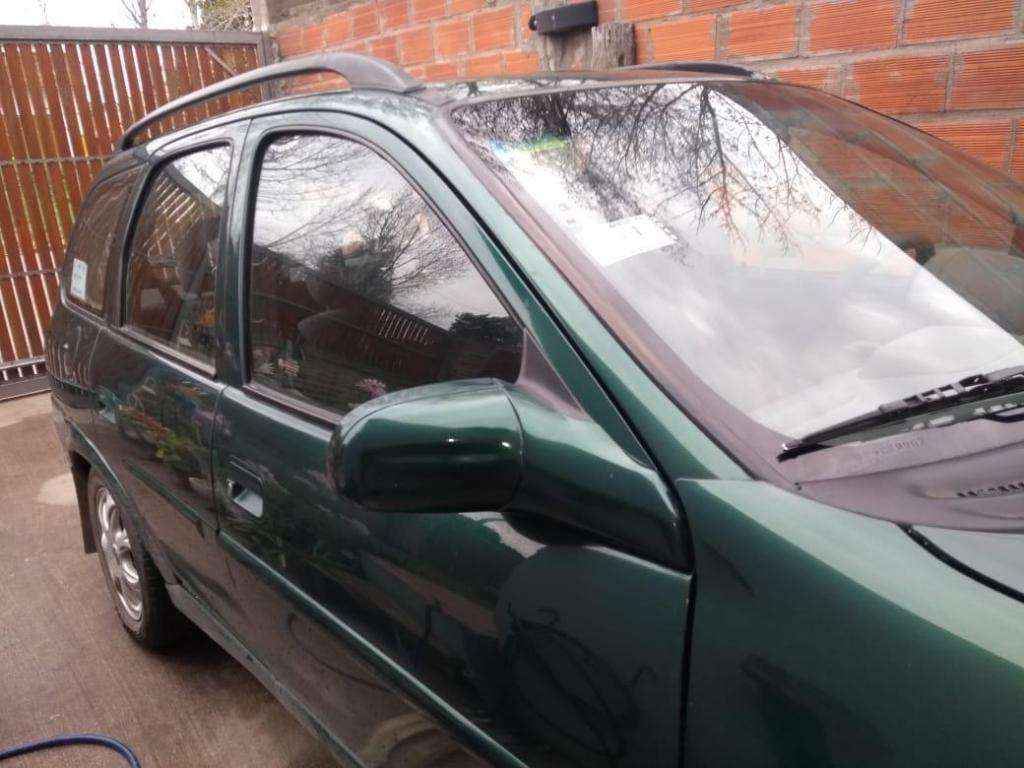 oportunidad !!! vendo corsa familiar