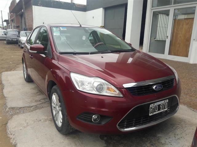 Ford Focus 5ptas. Ghia 2.0 Nafta