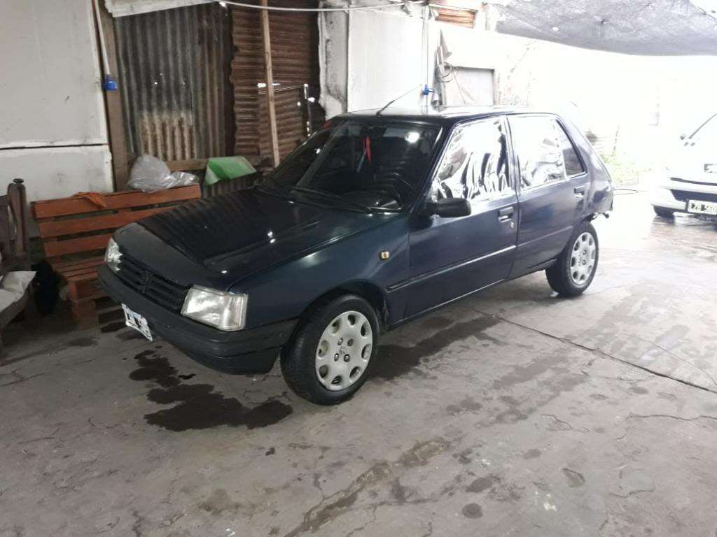 Vendo Peugeot  Diesel 1.8