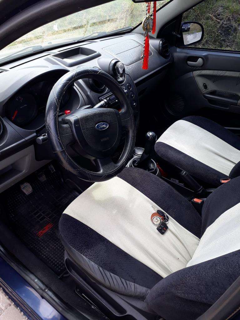 Vendo Ford Fiesta Ambient Plus