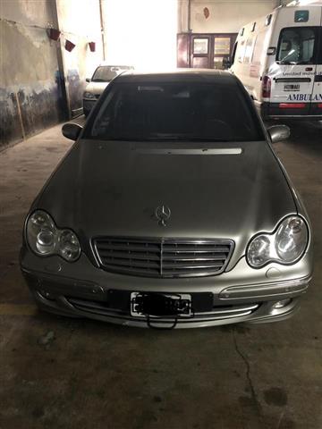 Mercedes-Benz 320 Elegance Aut