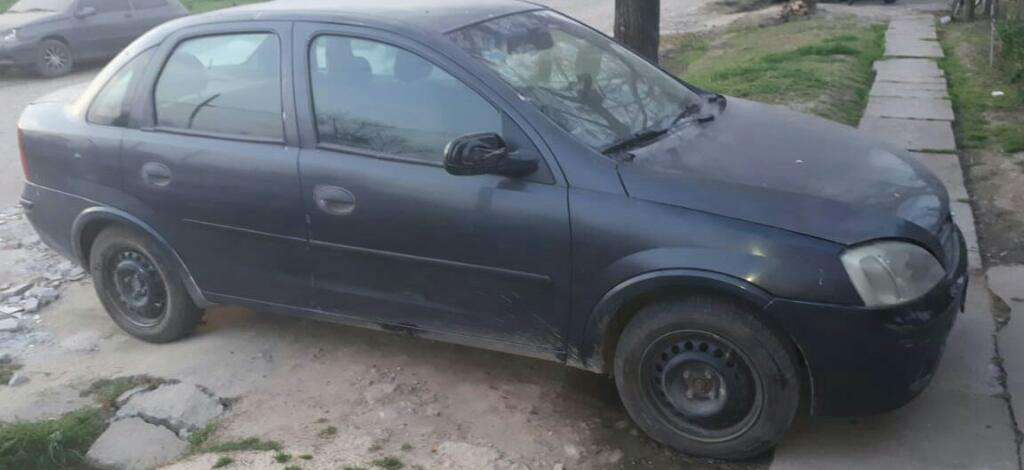 Vendo/permuto Corsa 2