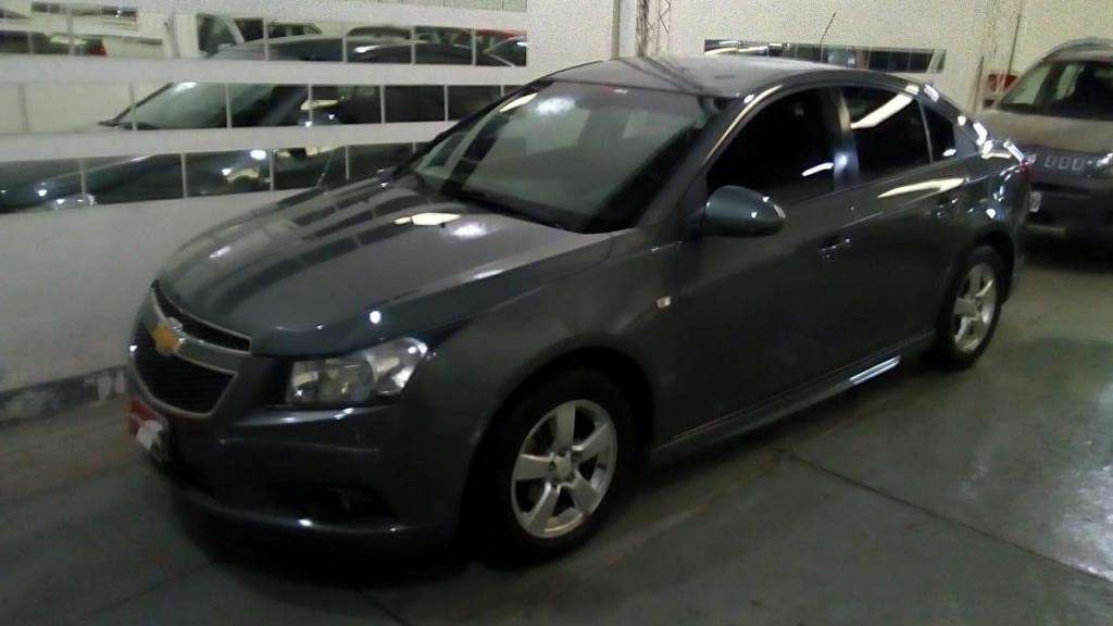 CHEVROLET CRUZE LT 1.8 4 PUERTAS