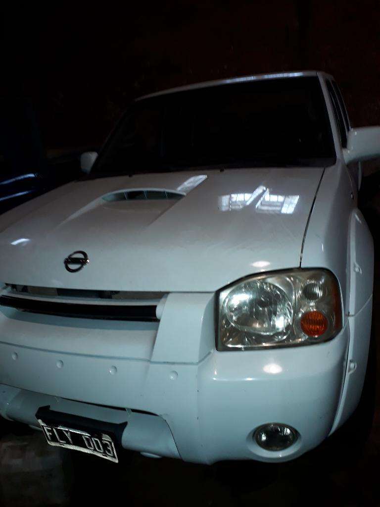 Vendo Nissan