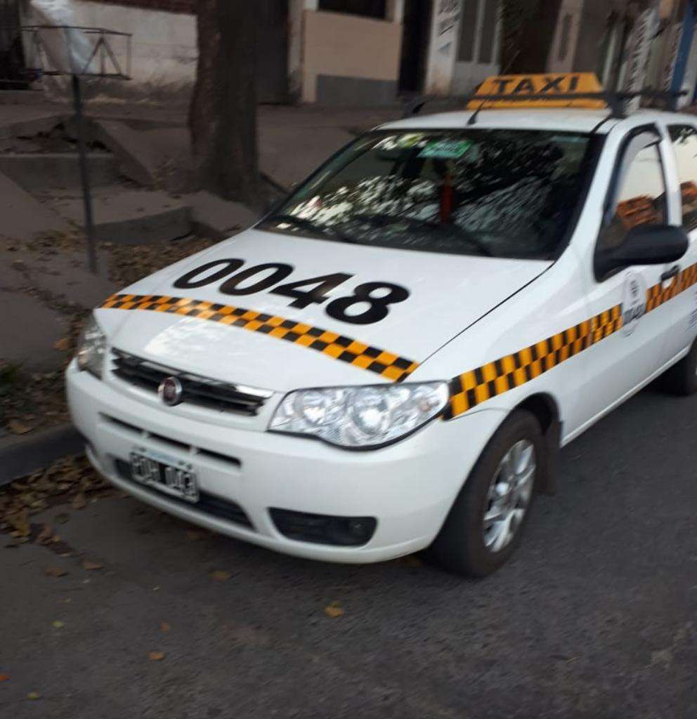 Vendo Taxi Fiat Palio 