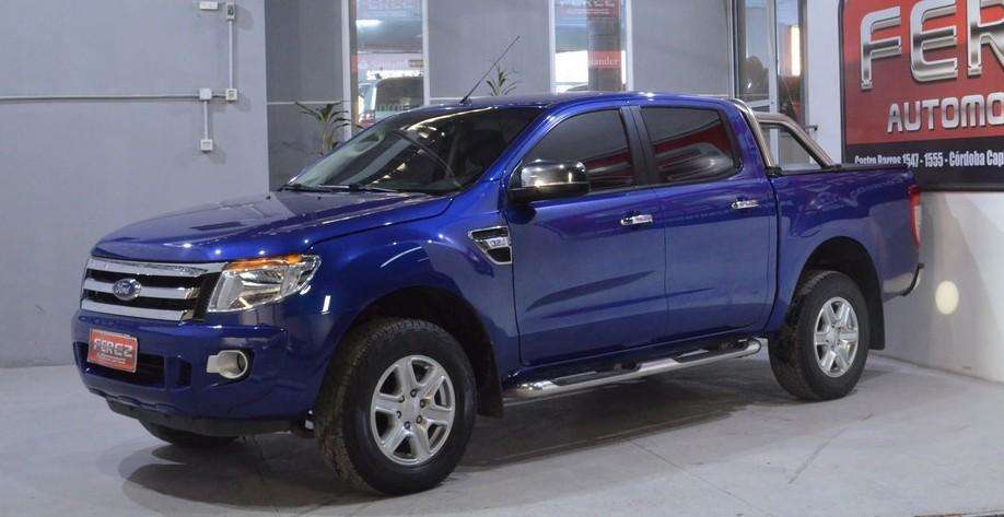 Ford Ranger 2 dc 4X2 xlt 3.2 turbo diesel  color azul