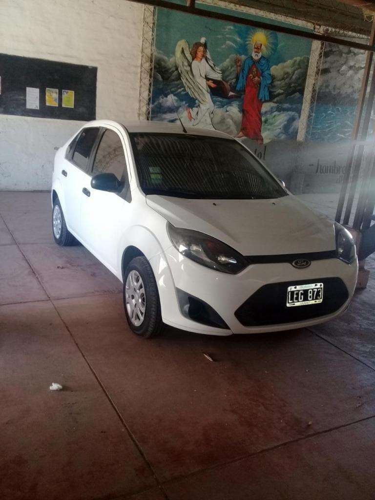 Ford Fiesta Max Plus 