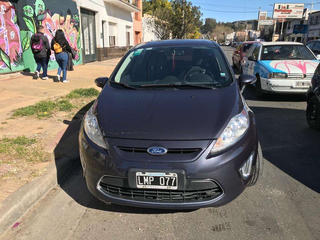 Ford fiesta titanium 