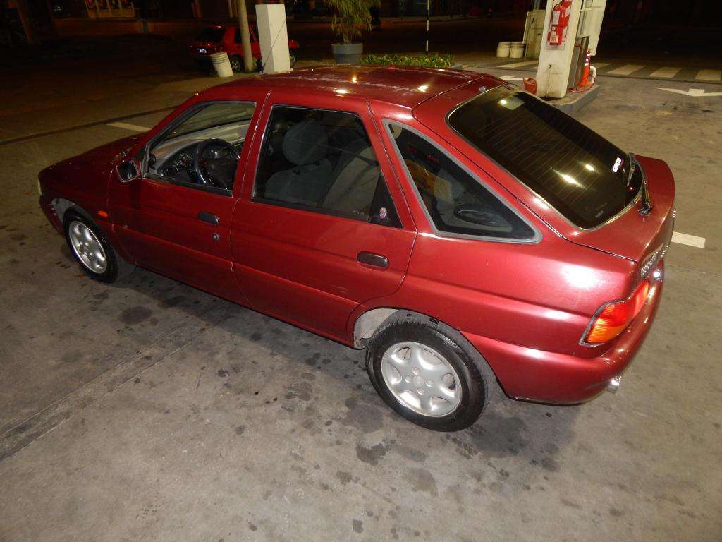 Ford Escort modelo  Excelente Nafta 1.8