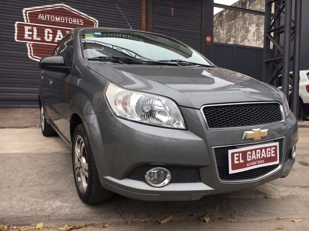 Chevrolet Aveo  LT única mano  Kmts impecable