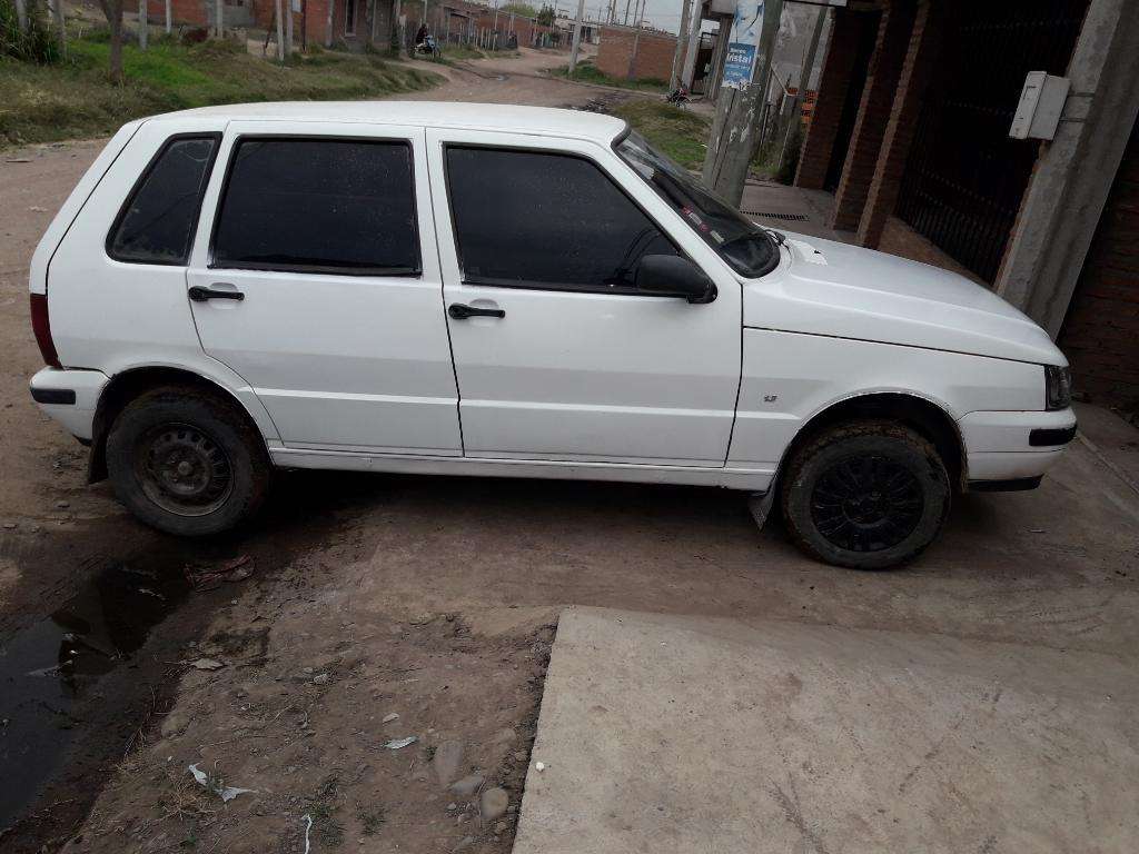 Fiat Uno Modelo  con Gnc