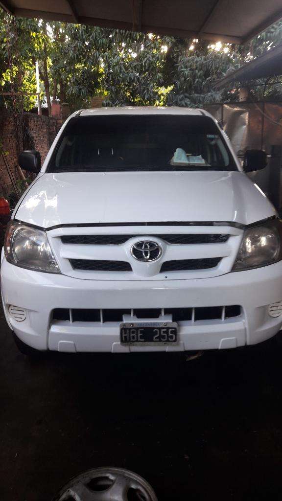 Vendo/perm Hilux 4x