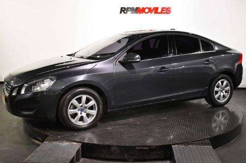 Volvo S Tcv At  Rpm Moviles
