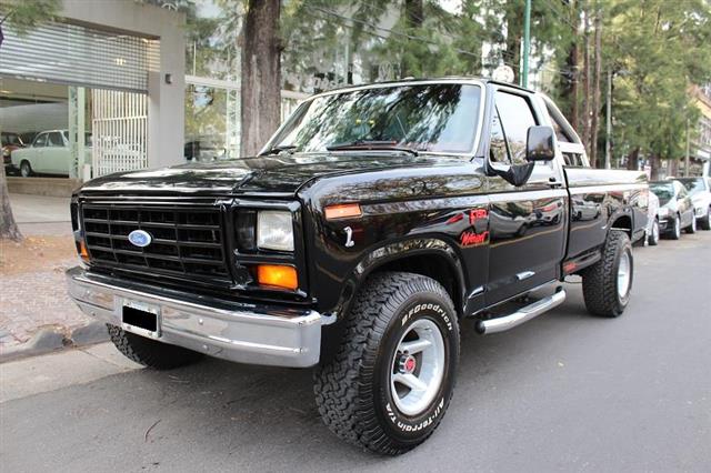 Ford F-150 Std. 6 cil.