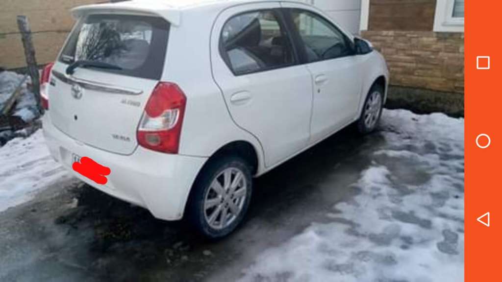 Toyota etios XLS  mil kilmetros