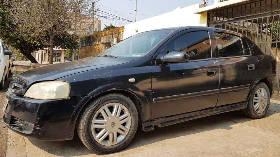 VENDO/PERMUTO: Chevrolet Astra GL 2.0