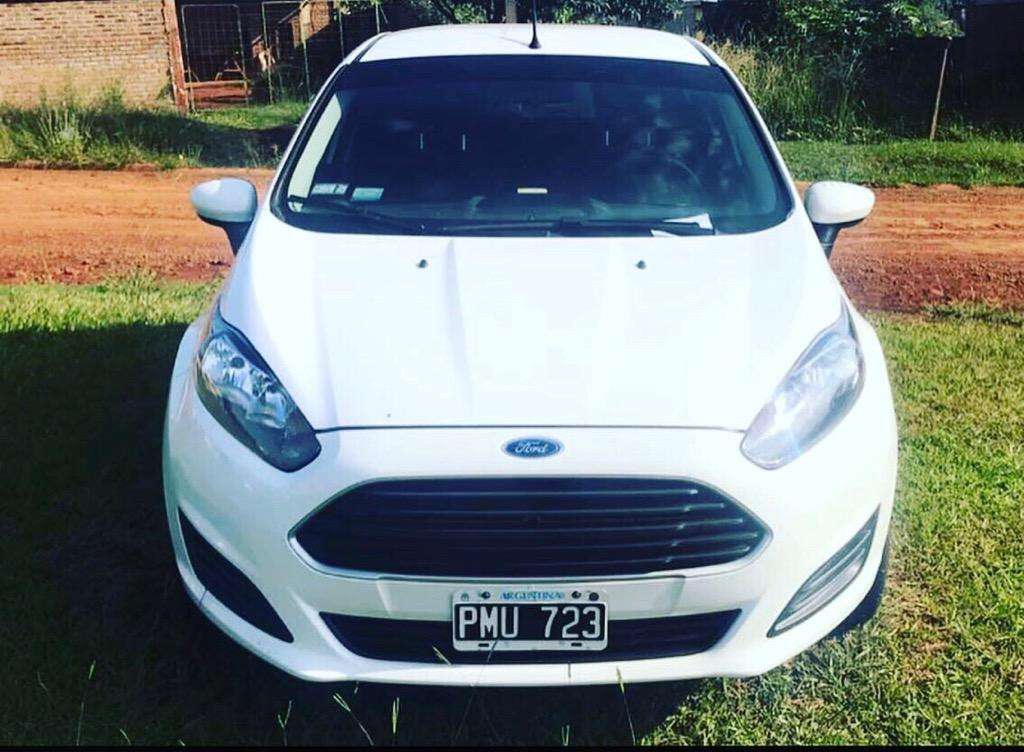 Ford Fiesta Kinetic  Impecable!