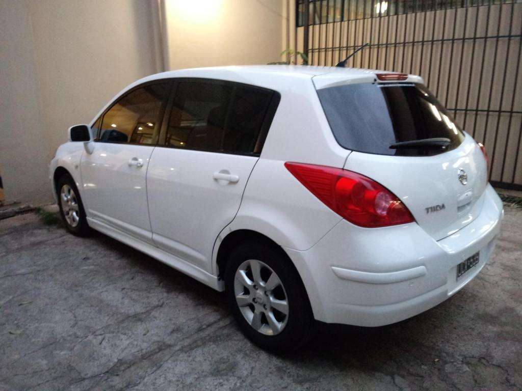 VENDO O PERMUTO... NISSAN TIIDA TEKNA FULL (TOPE DE GAMA)