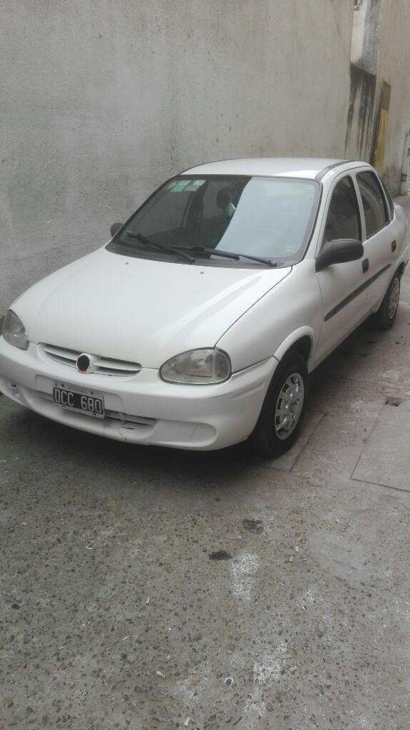 Vendo Permuto Corsa  con Gnc