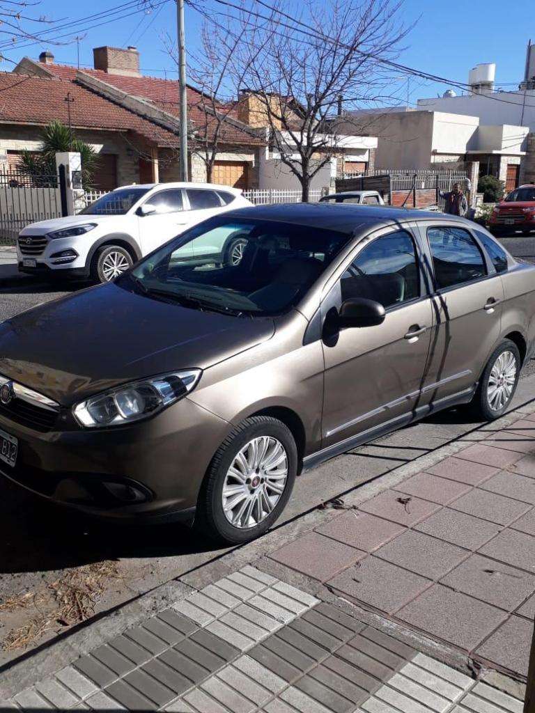 Vendo fiat grand siena  con GNC Cel: 