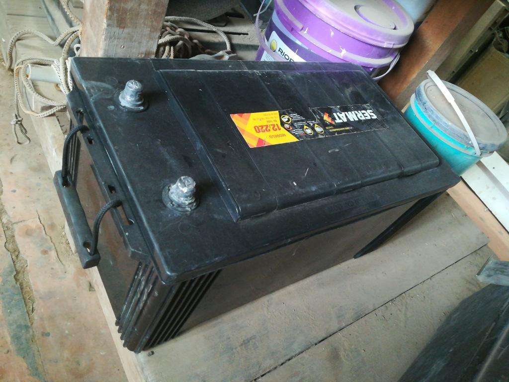 Batería 12v 220amp