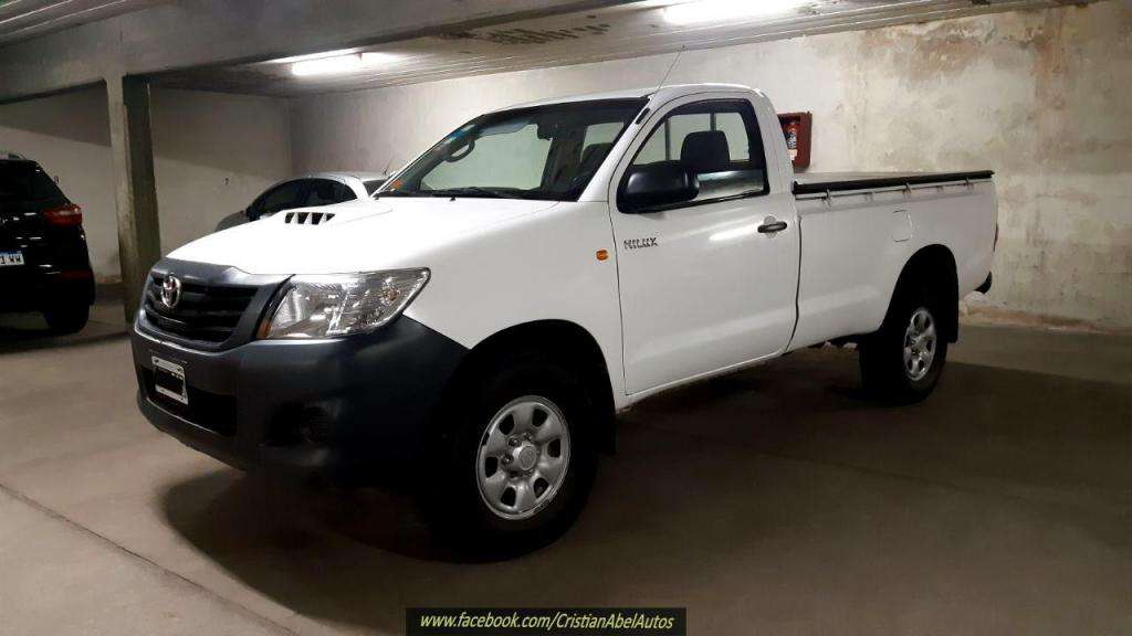 Toyota Hilux 2.5 DX  ** ÚNICA MANO SOLO 90 MIL KMS!! **