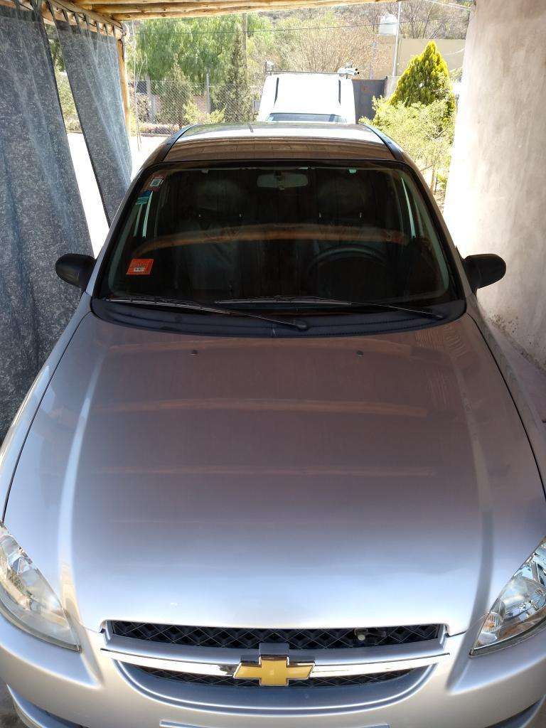 Vendo Corsa  Impecable 