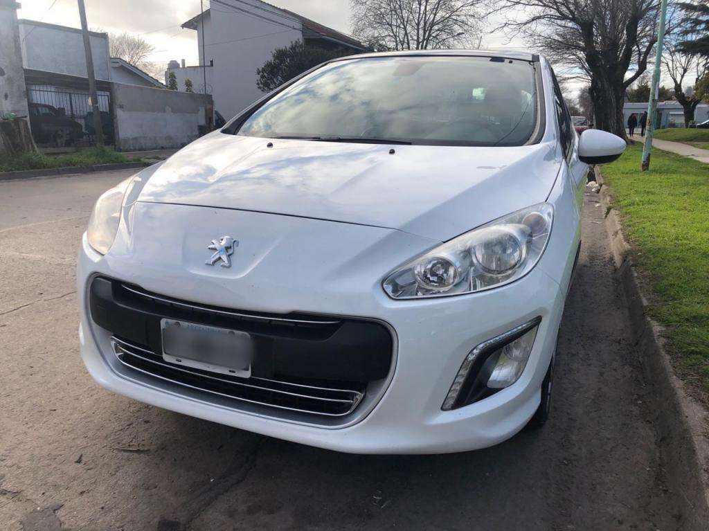 Peugeot 308 Feline